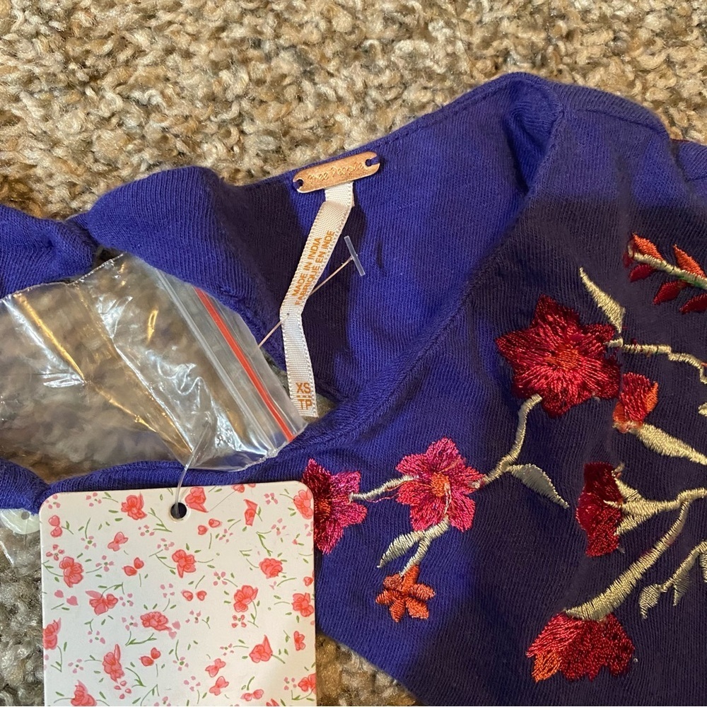Free People Lita Embroidered Shirt in Size XS - Picture 6 of 13